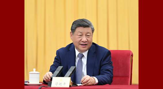 習近平看望全國政協委員