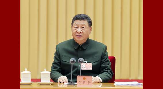 習近平出席解放軍和武警部隊代表團全體會議