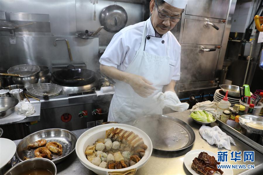 （香港故事·圖文互動）（2）香港美食：當“米其林”遇上“黑珍珠”