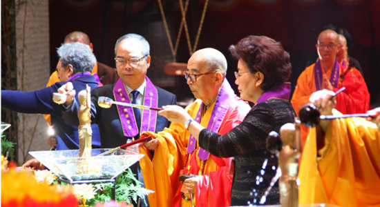 殷曉靜出席香港佛教界慶祝佛誕節暨香港回歸20周年吉祥大會