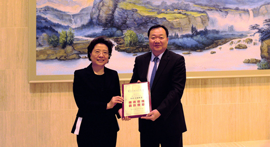 仇鴻出席香港中企協會執董會議並致辭