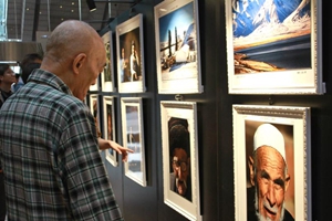 “大西北風情”攝影聯展在香港文化中心舉行