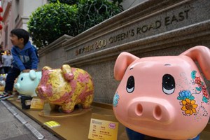 66隻主題藝術豬亮相香港街頭