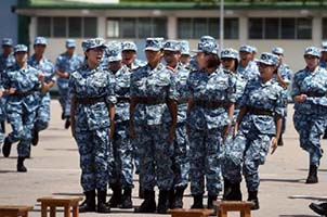 香港大學生為期15天的軍事生活體驗營結業